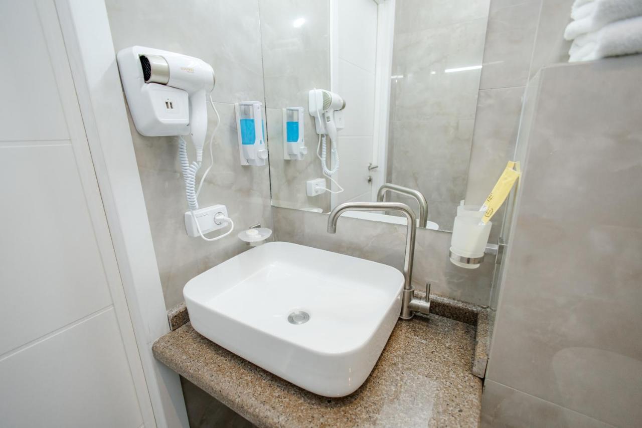 281 Hotel 比什凯克 外观 照片